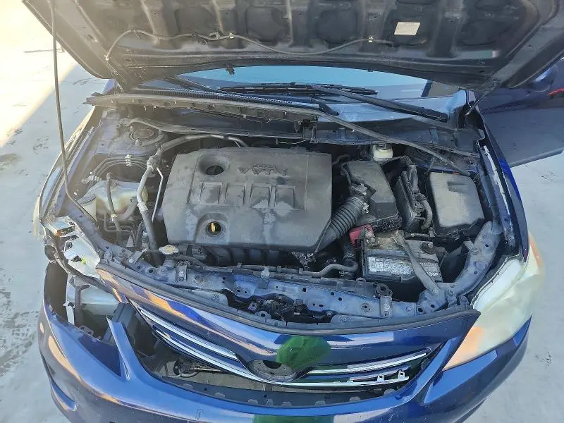 2013 TOYOTA COROLLA LE  