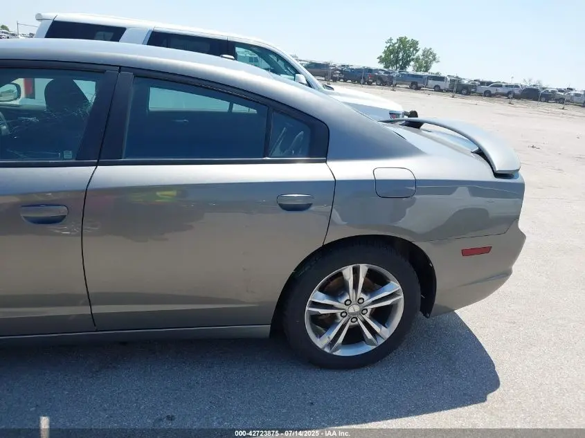 2012 DODGE CHARGER SXT