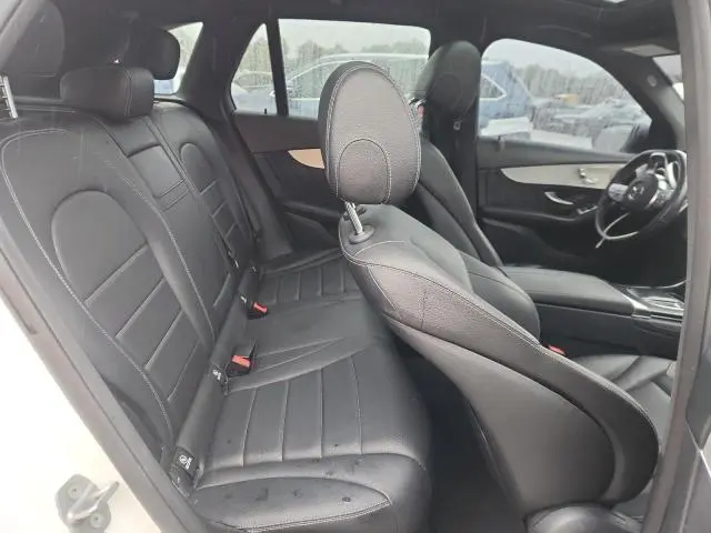 2021 MERCEDES-BENZ GLC 300  