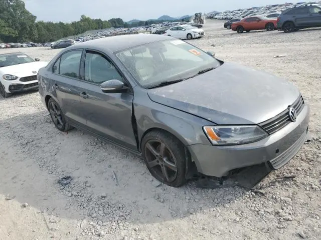2012 VOLKSWAGEN JETTA SE  