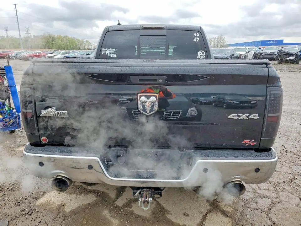 2013 RAM 1500 SLT  