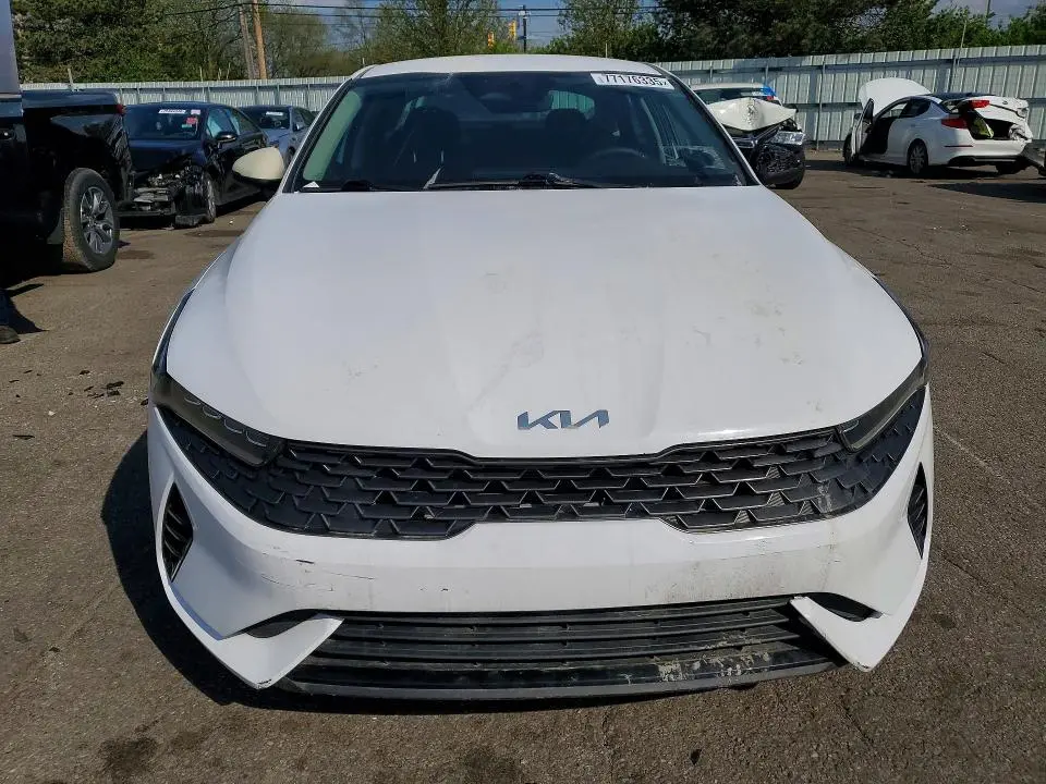 2022 KIA K5 LXS  