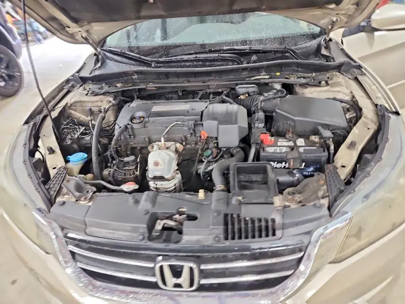 2013 HONDA ACCORD SPORT  
