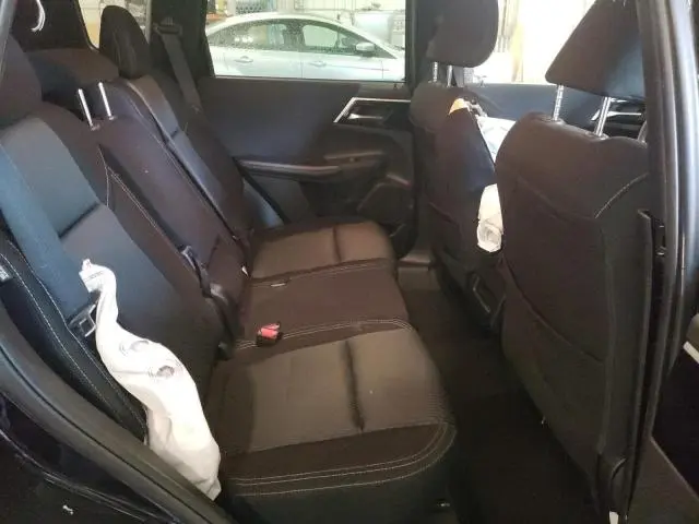 2023 MITSUBISHI OUTLANDER ES  