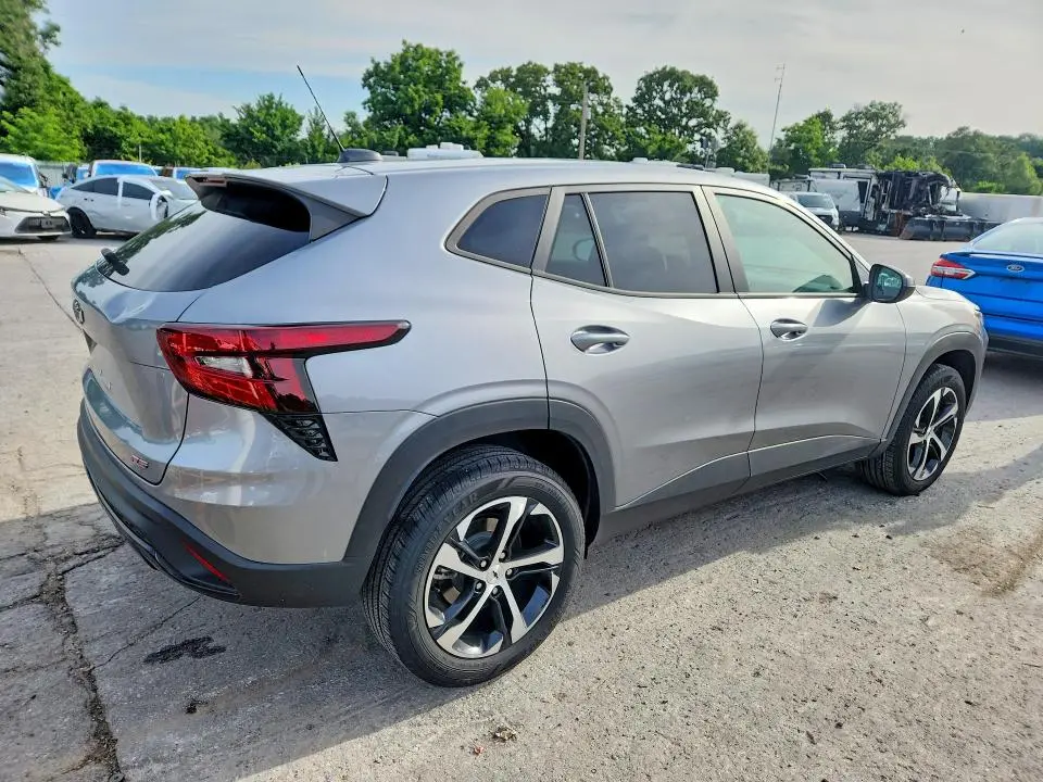 2024 CHEVROLET TRAX 1RS  