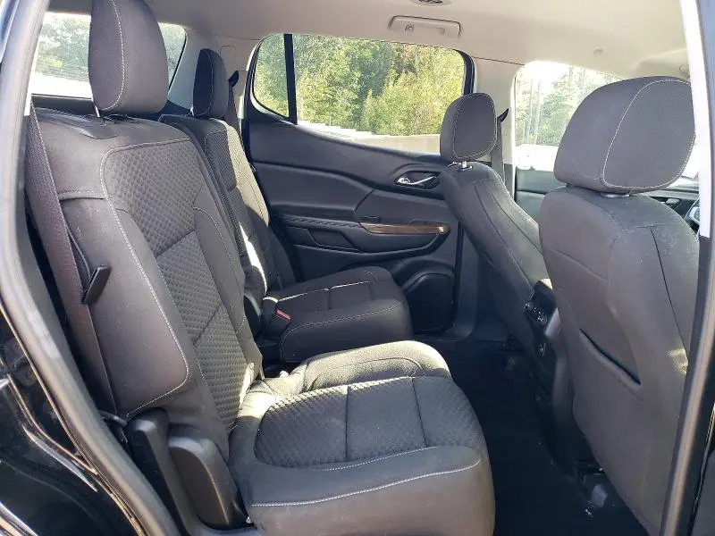 2017 GMC ACADIA SLE  