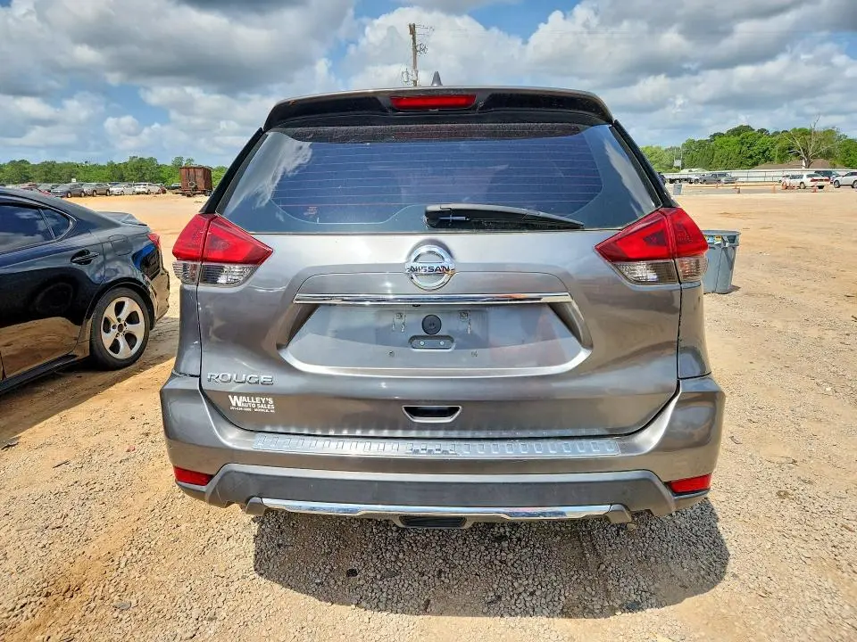 2018 NISSAN ROGUE S  