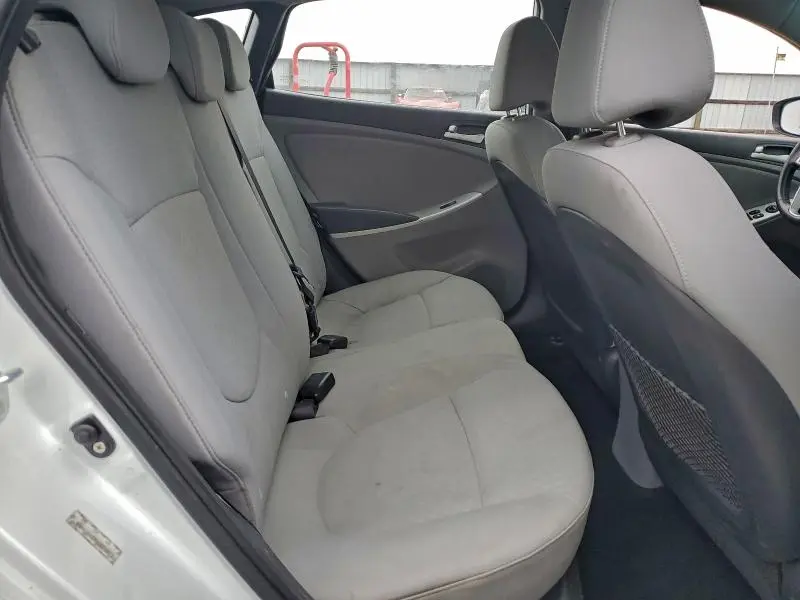 2012 HYUNDAI ACCENT GLS  