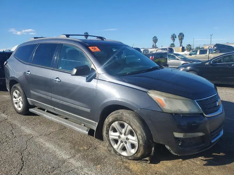 2013 CHEVROLET TRAVERSE LS  