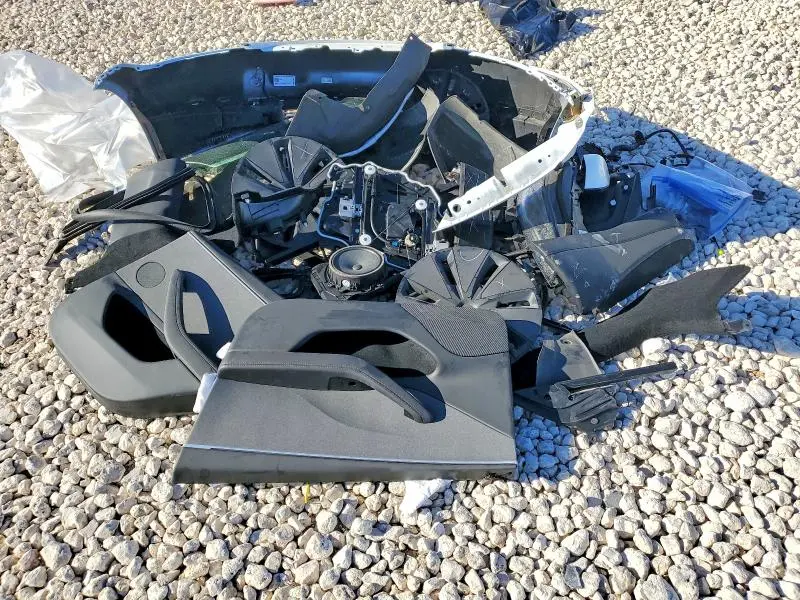 2026 TESLA MODEL 3   