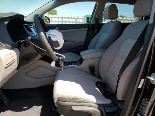 2018 HYUNDAI TUCSON SE  