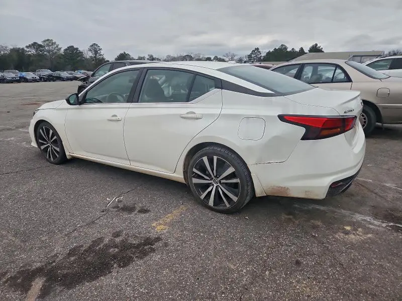 2019 NISSAN ALTIMA SR  