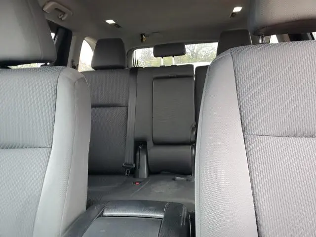 2015 TOYOTA HIGHLANDER LE  