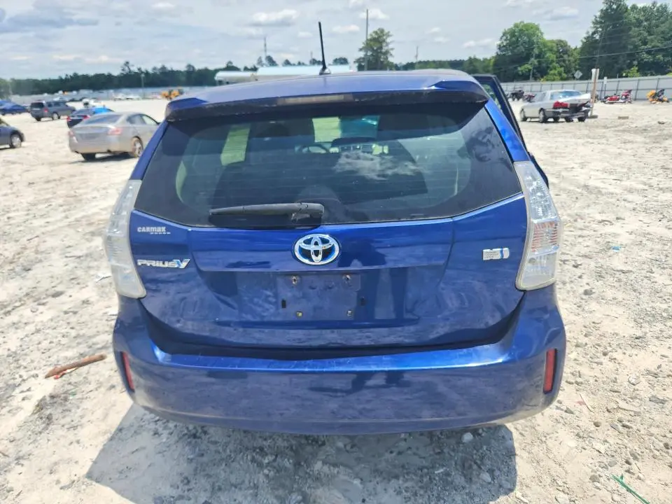 2013 TOYOTA PRIUS V TWO  