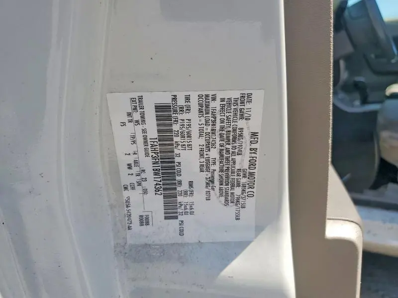 2011 FORD FOCUS SE  
