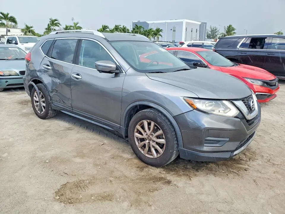 2017 NISSAN ROGUE SV  