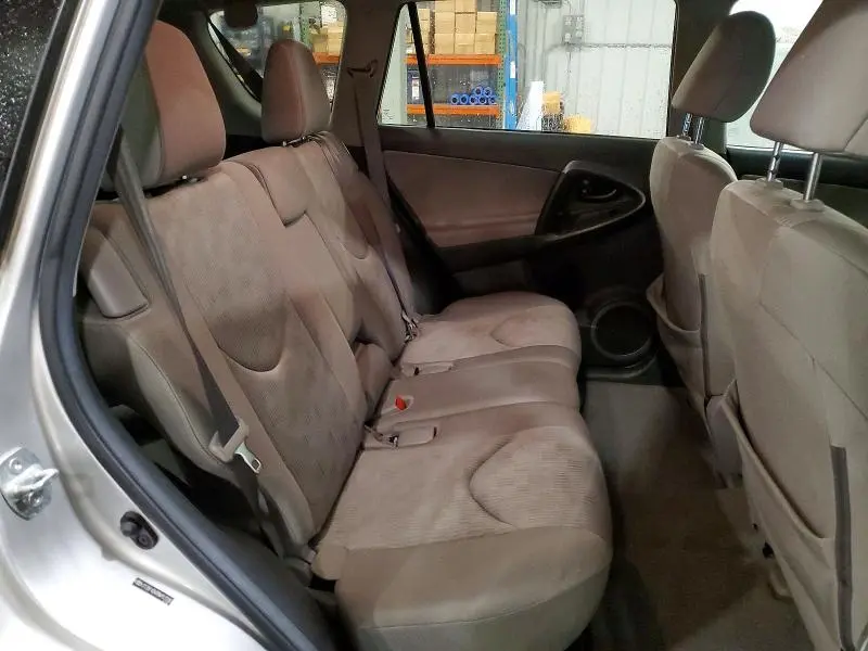 2011 TOYOTA RAV4 BASE  