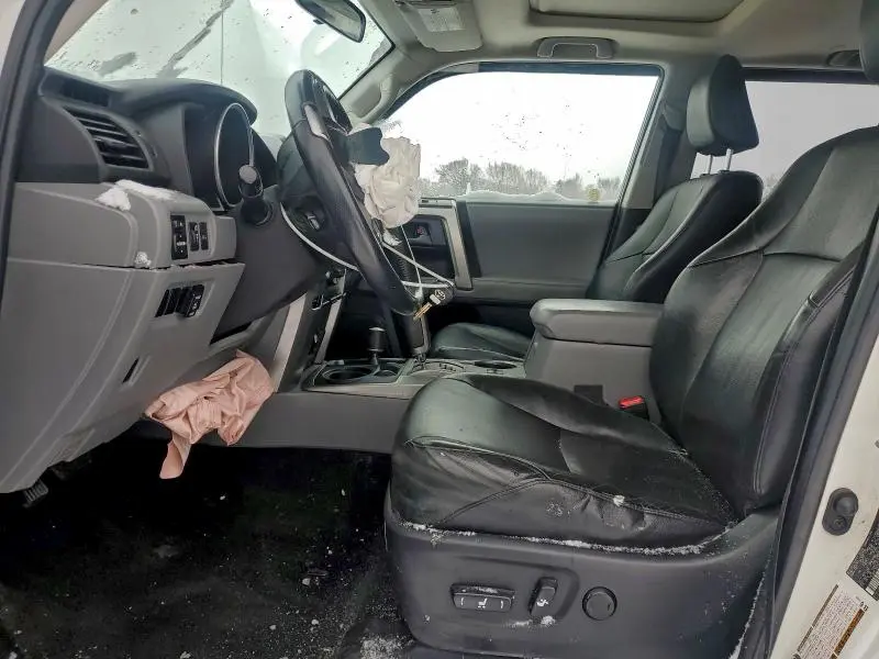 2010 TOYOTA 4RUNNER SR5  