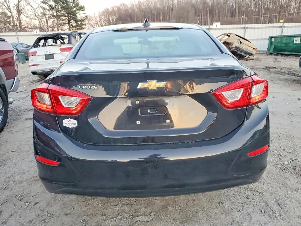 2019 CHEVROLET CRUZE LS  