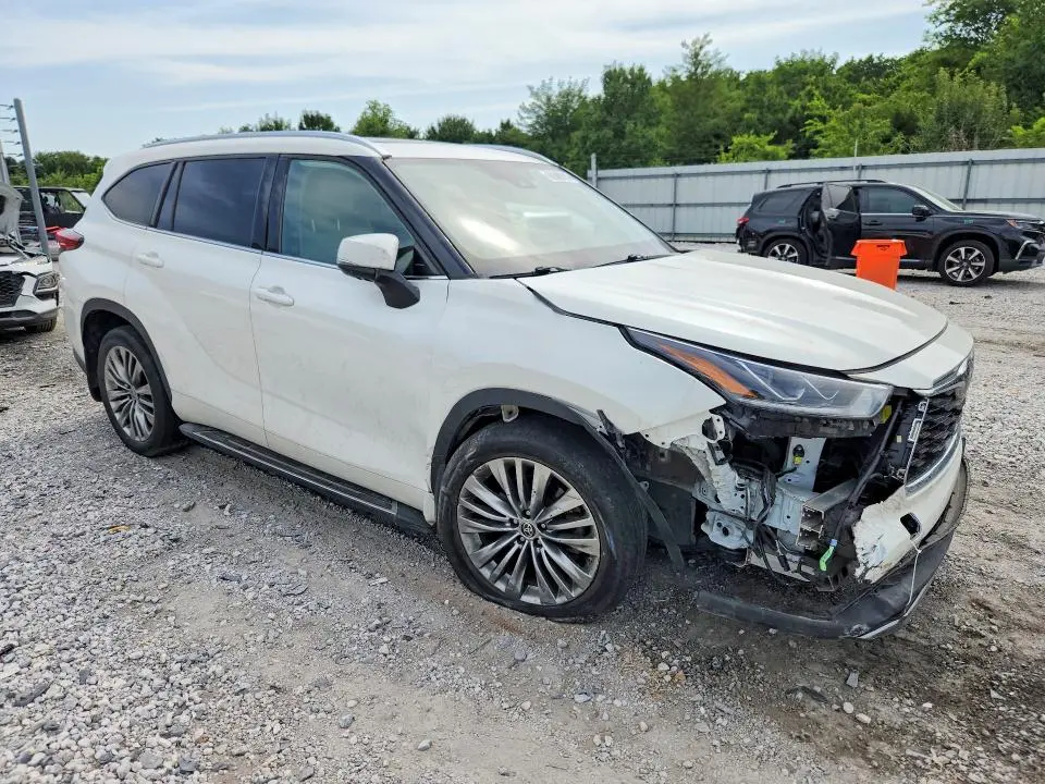 2020 TOYOTA HIGHLANDER PLATINUM  