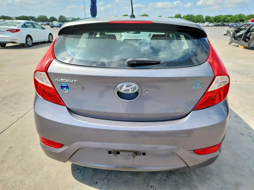 2014 HYUNDAI ACCENT SE  