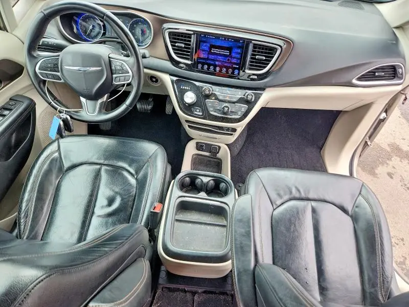 2017 CHRYSLER PACIFICA TOURING L  
