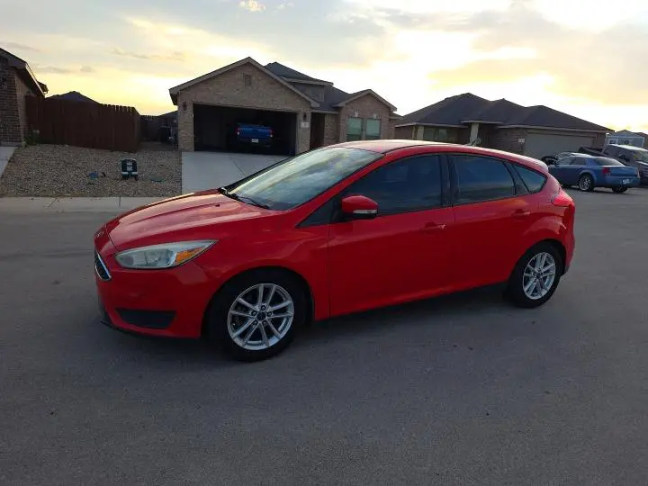 2016 FORD FOCUS SE  