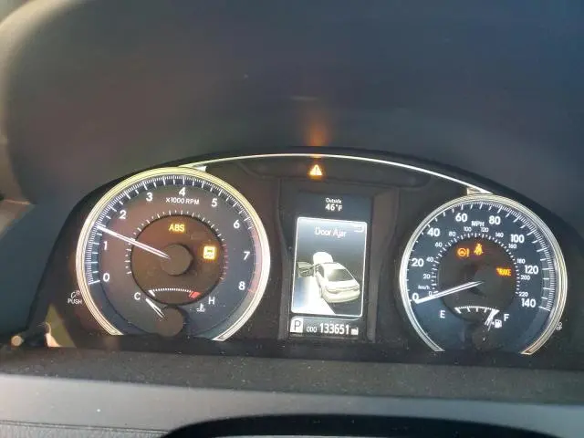 2016 TOYOTA CAMRY LE  