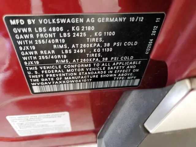 2013 VOLKSWAGEN TIGUAN S  