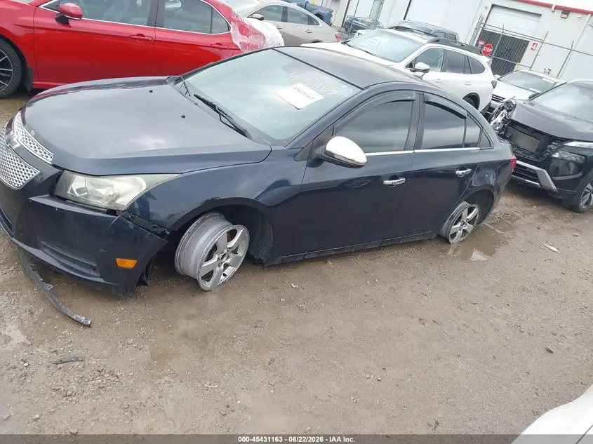 2014 CHEVROLET CRUZE 1LT AUTO