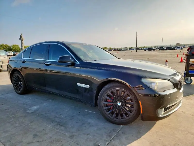 2011 BMW 750 I  