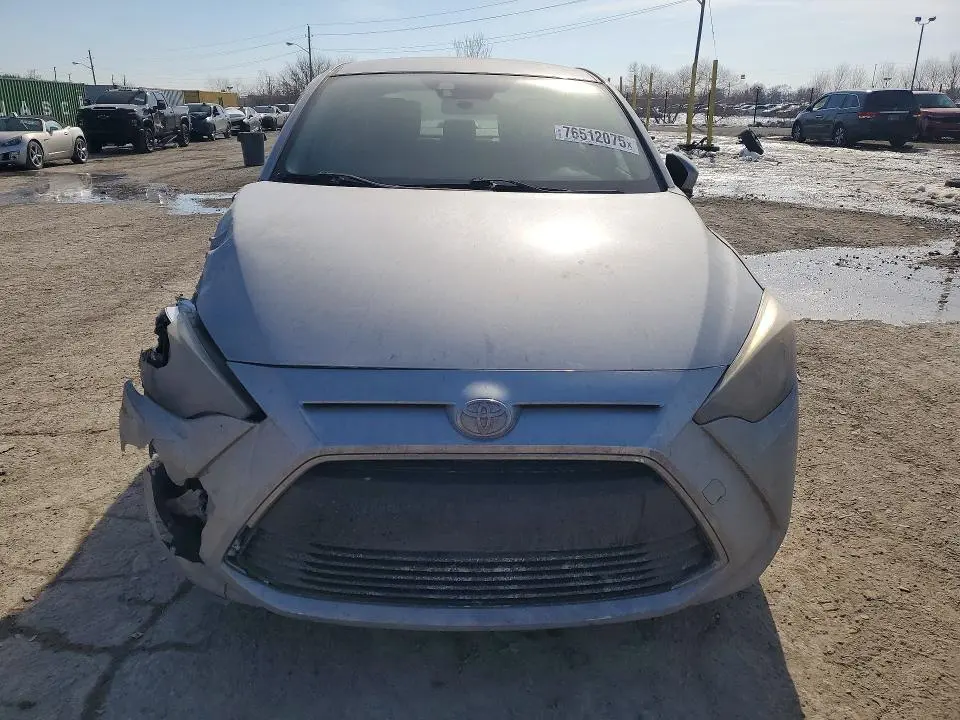 2017 TOYOTA YARIS IA   