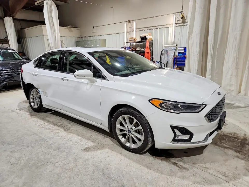2020 FORD FUSION TITANIUM  