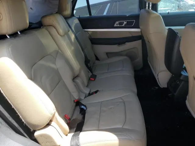 2017 FORD EXPLORER XLT  