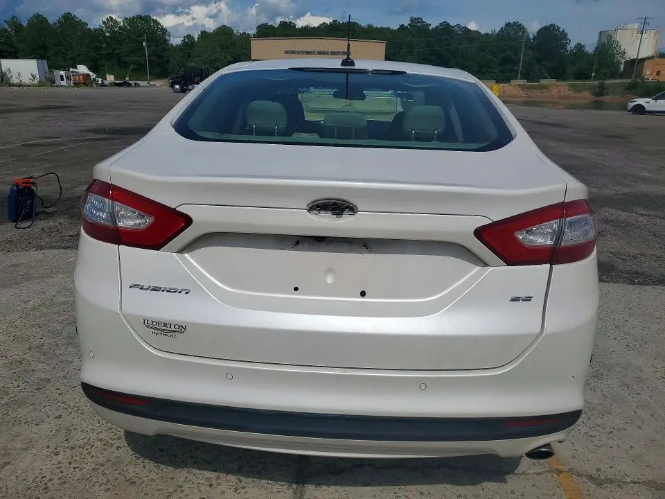 2013 FORD FUSION SE  