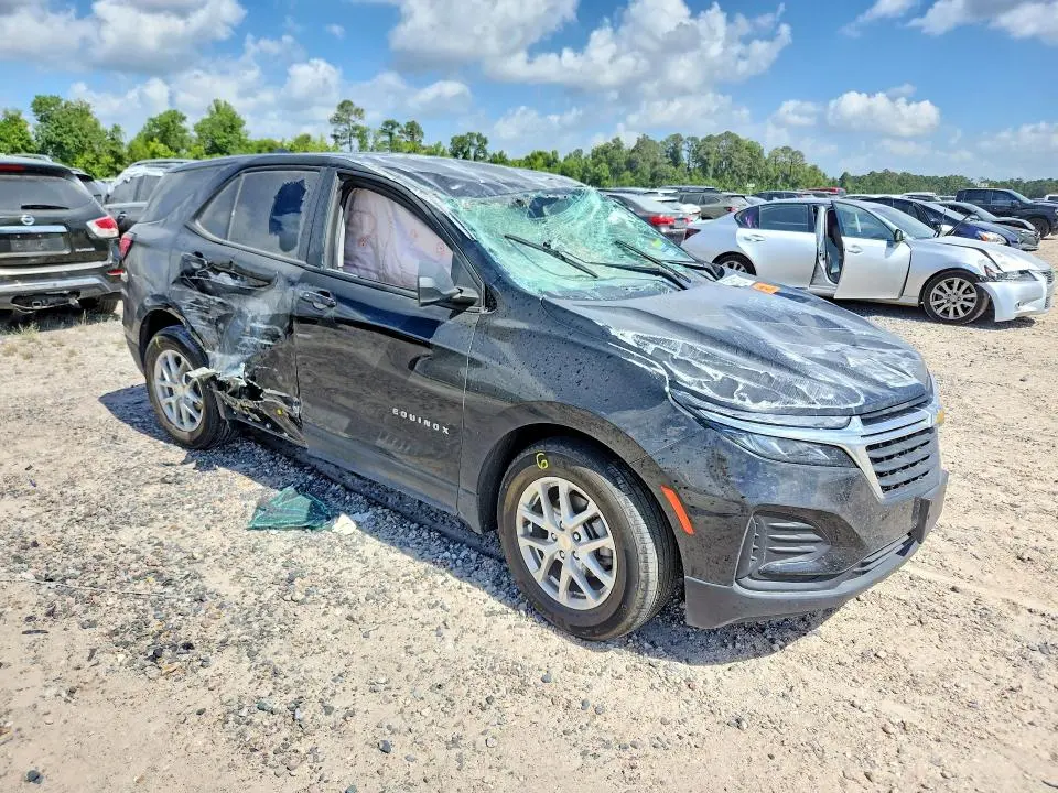 2024 CHEVROLET EQUINOX LS  