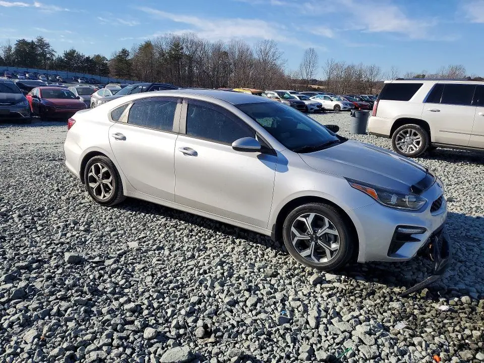 2020 KIA FORTE FE  