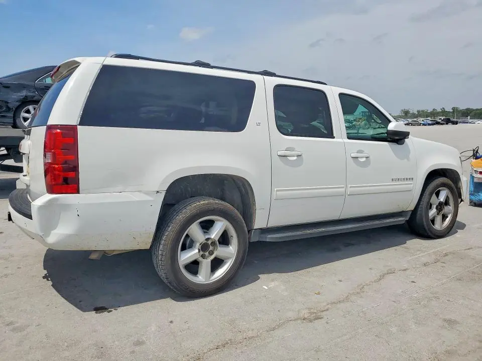 2013 CHEVROLET SUBURBAN K1500 LT  