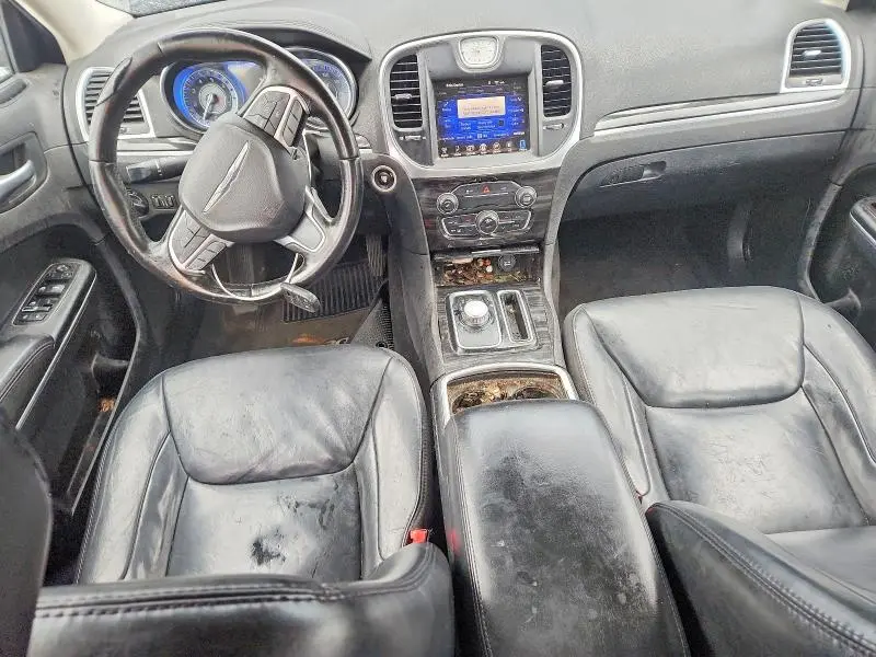 2016 CHRYSLER 300 LIMITED  