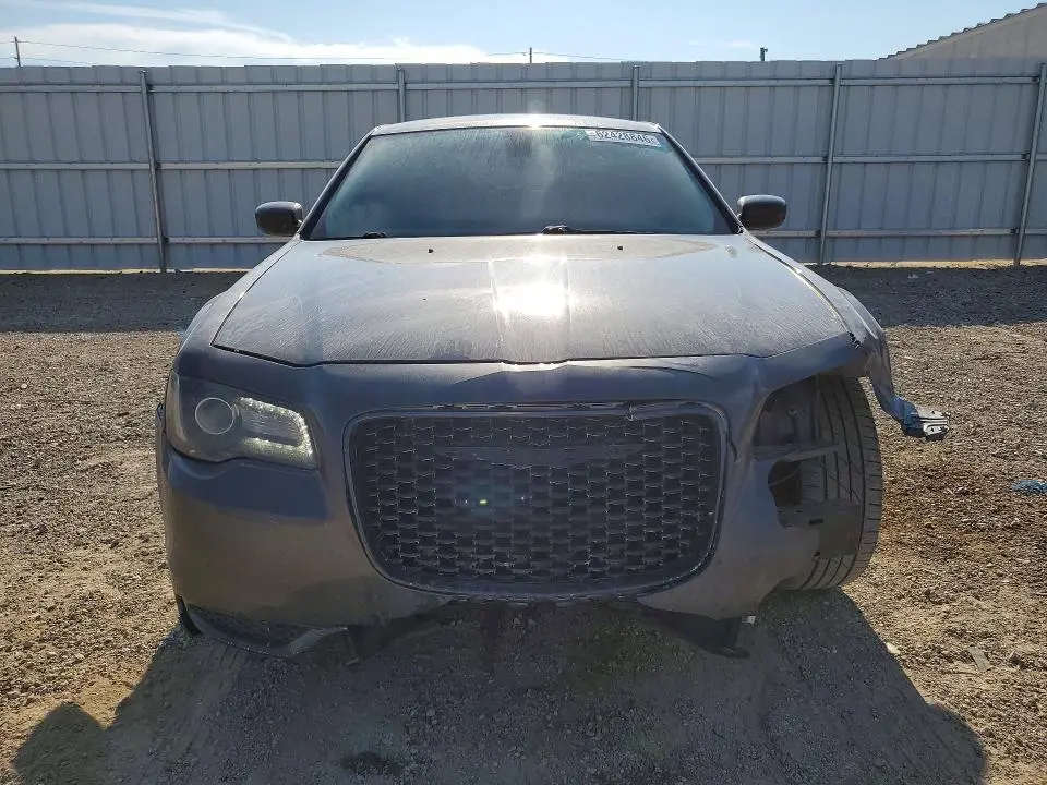 2019 CHRYSLER 300 TOURING  