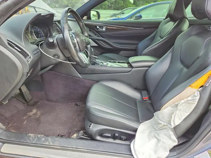 2019 INFINITI Q60 3.0T LUXE  