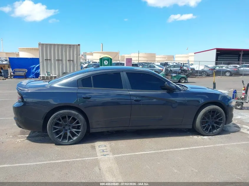 2016 DODGE CHARGER SXT