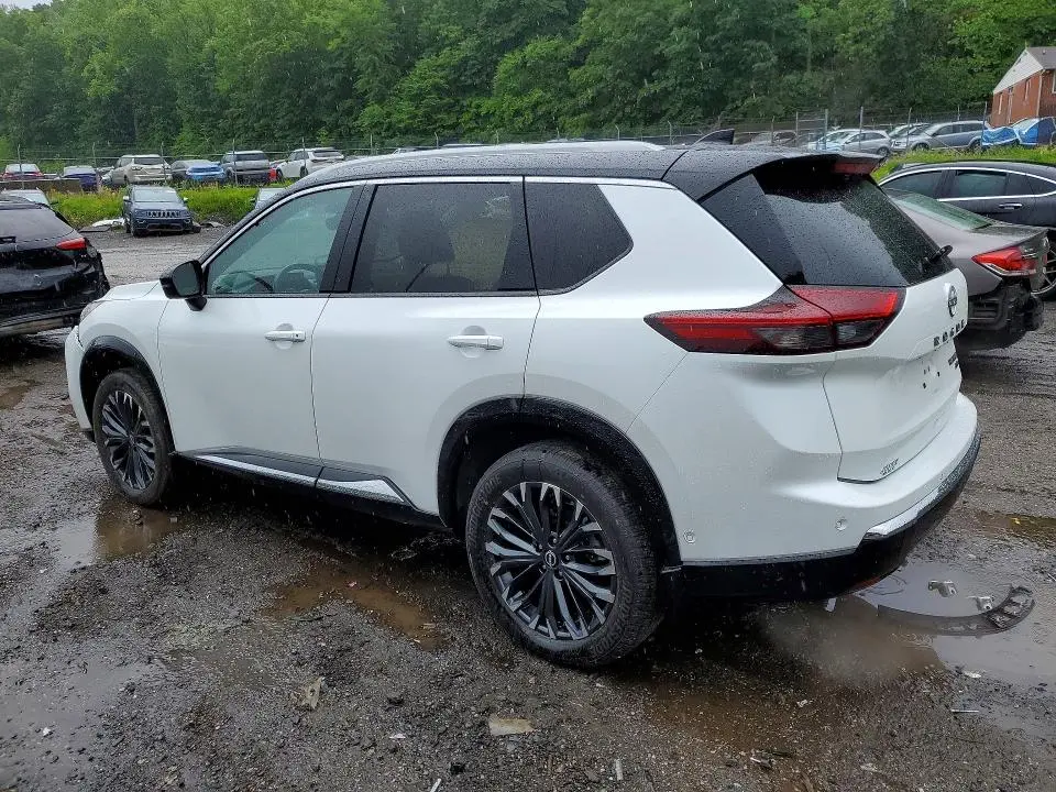 2024 NISSAN ROGUE PLATINUM  