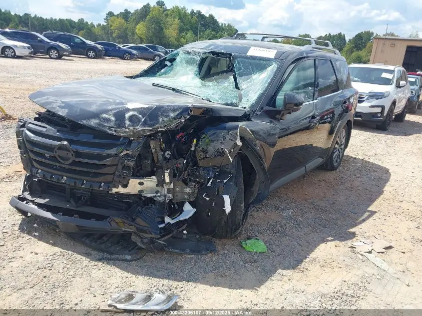 2024 NISSAN PATHFINDER SL FWD