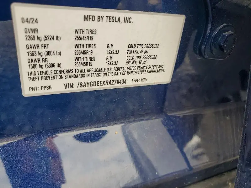 2024 TESLA MODEL Y   