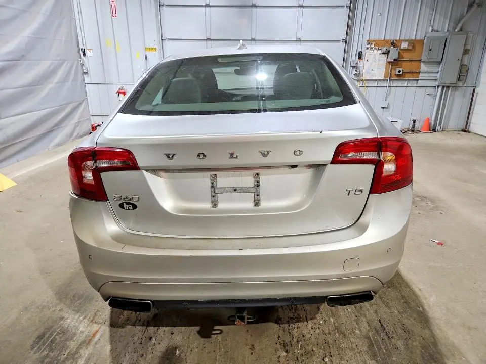 2016 VOLVO S60 PREMIER  