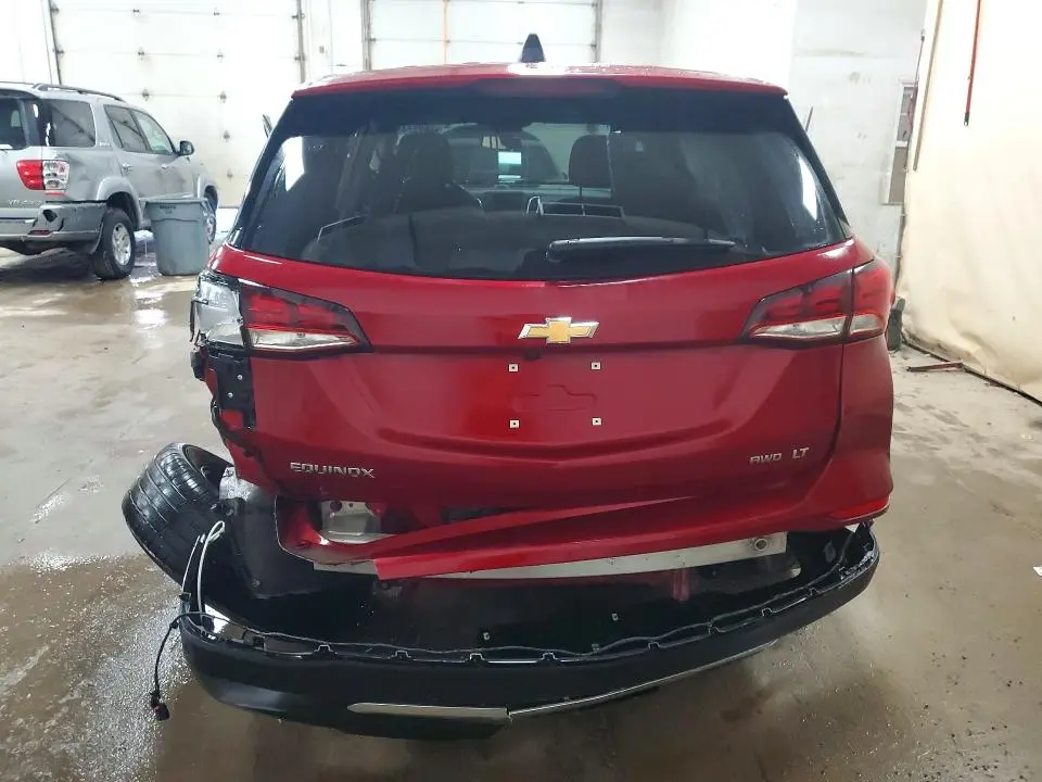 2024 CHEVROLET EQUINOX LT  