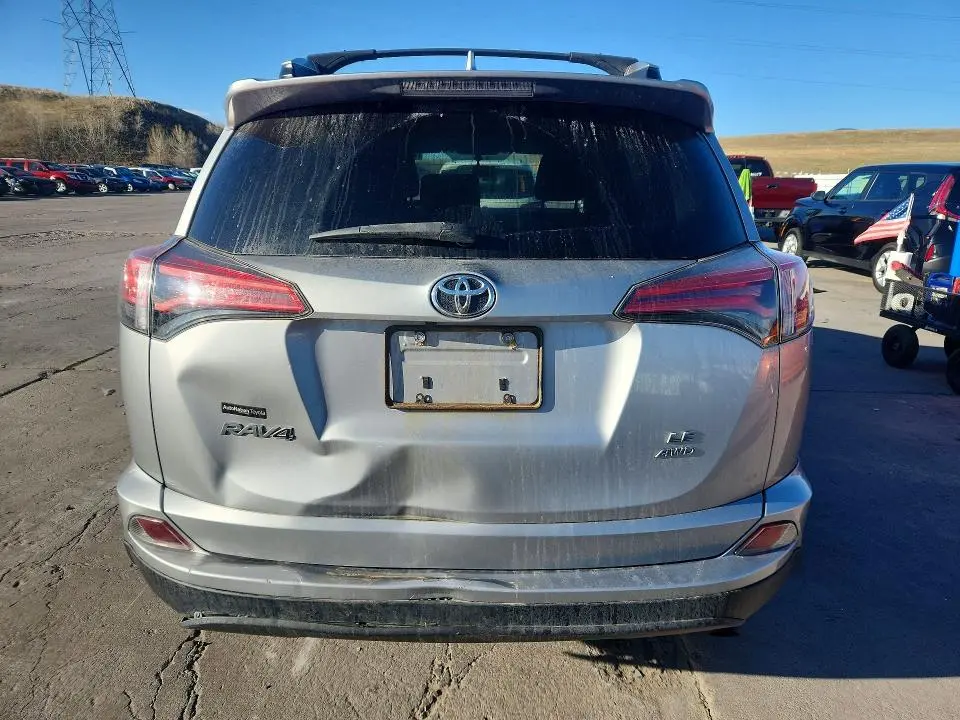 2016 TOYOTA RAV4 LE  
