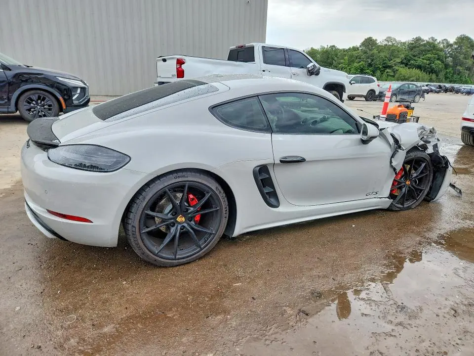 2018 PORSCHE CAYMAN S  