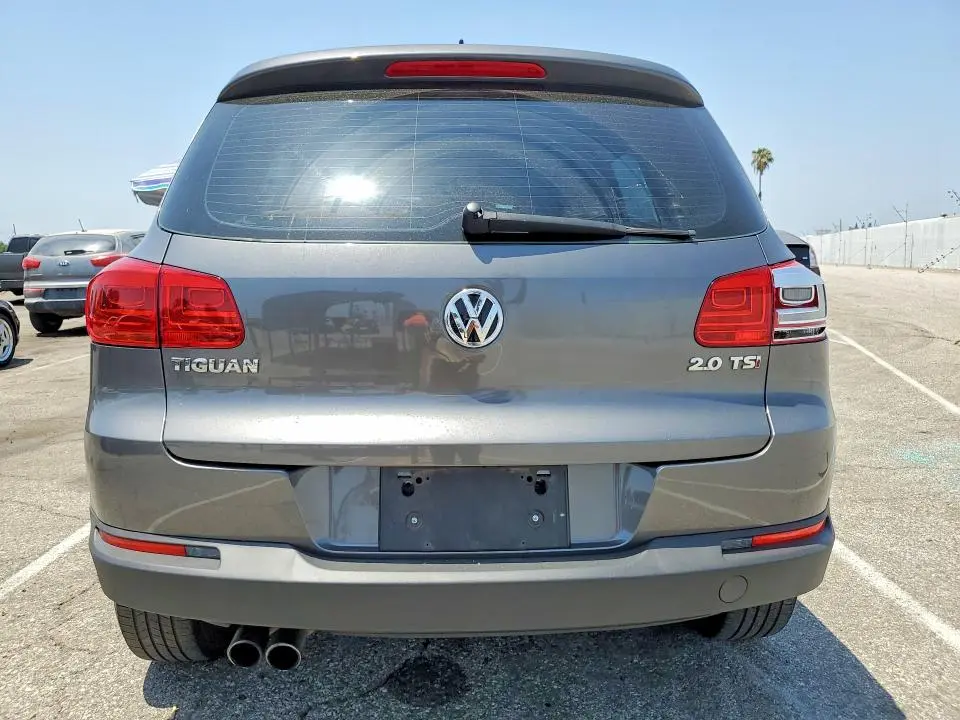 2015 VOLKSWAGEN TIGUAN S  